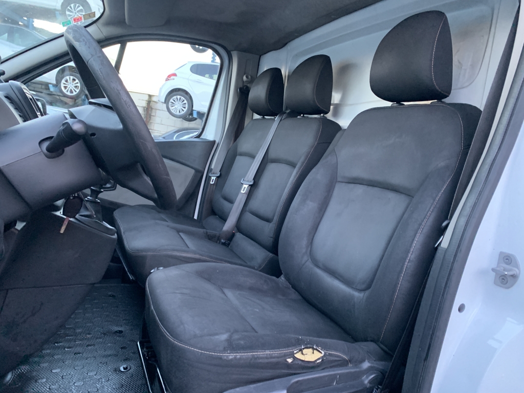 RENAULT TRAFIC 1.6 DCI 121CV RENAULT TRAFIC 1.6 DCI 121CV