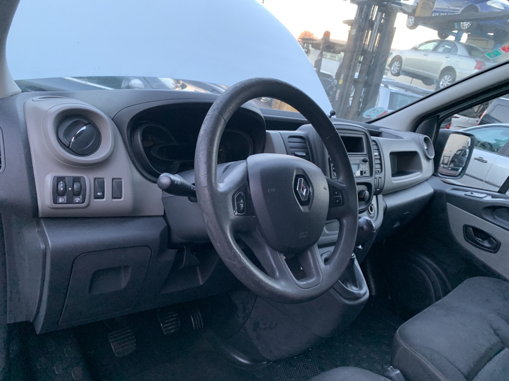 RENAULT TRAFIC 1.6 DCI 121CV RENAULT TRAFIC 1.6 DCI 121CV