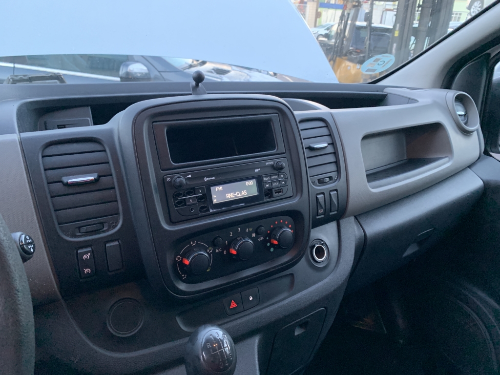 RENAULT TRAFIC 1.6 DCI 121CV RENAULT TRAFIC 1.6 DCI 121CV