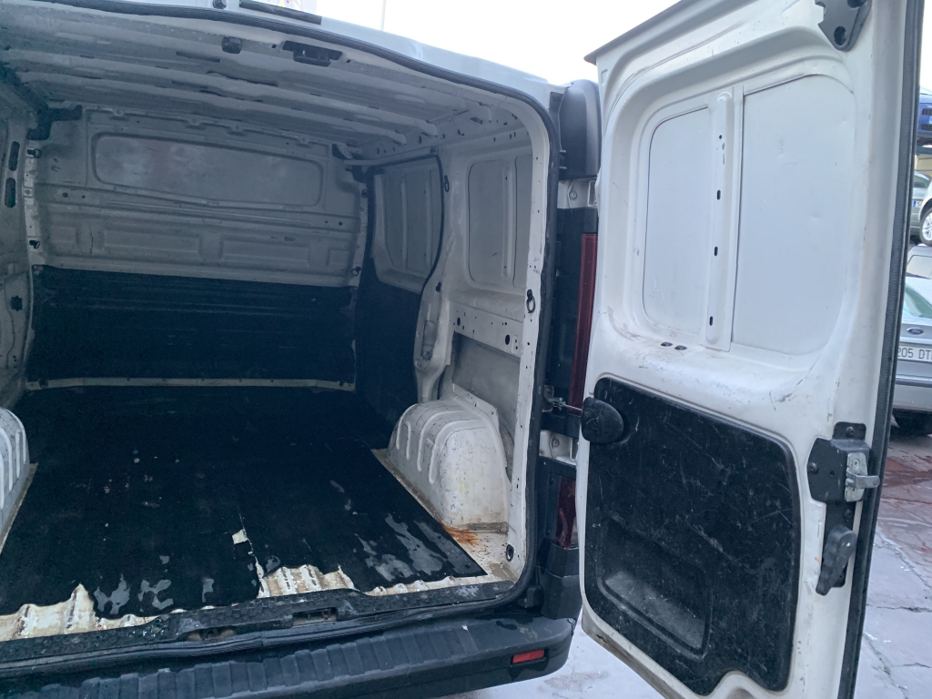 RENAULT TRAFIC 1.6 DCI 121CV RENAULT TRAFIC 1.6 DCI 121CV