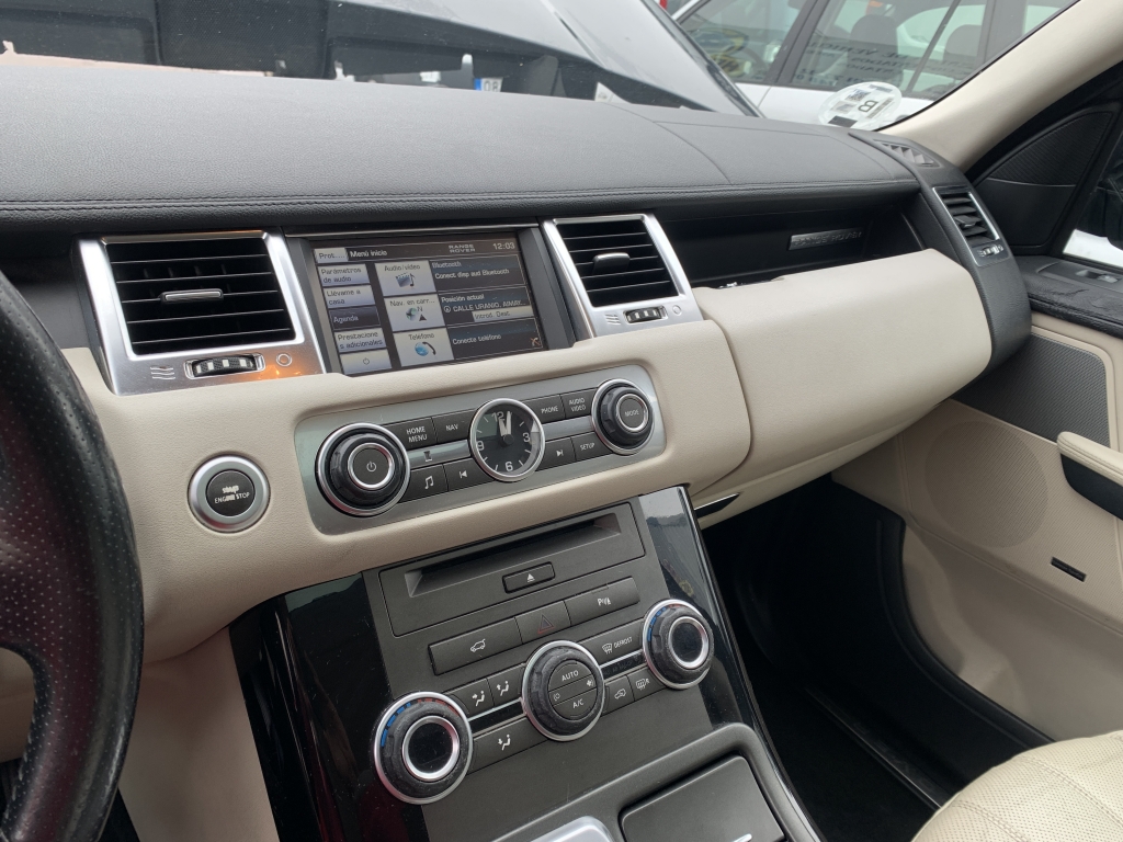 LAND ROVER RANGE ROVER SPORT 3.0 D 256CV AUT LAND ROVER RANGE ROVER SPORT 3.0 D 256CV AUT