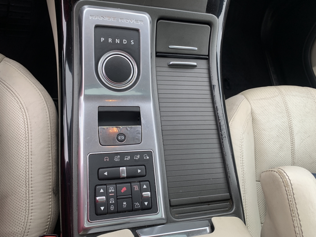 LAND ROVER RANGE ROVER SPORT 3.0 D 256CV AUT LAND ROVER RANGE ROVER SPORT 3.0 D 256CV AUT