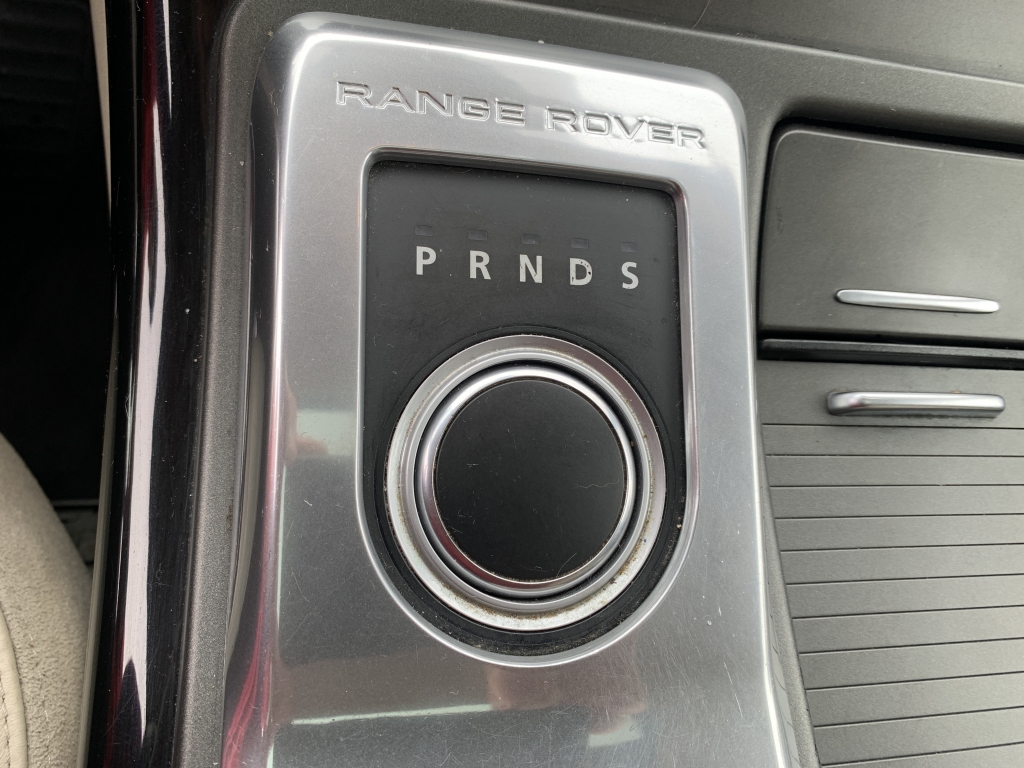 LAND ROVER RANGE ROVER SPORT 3.0 D 256CV AUT LAND ROVER RANGE ROVER SPORT 3.0 D 256CV AUT