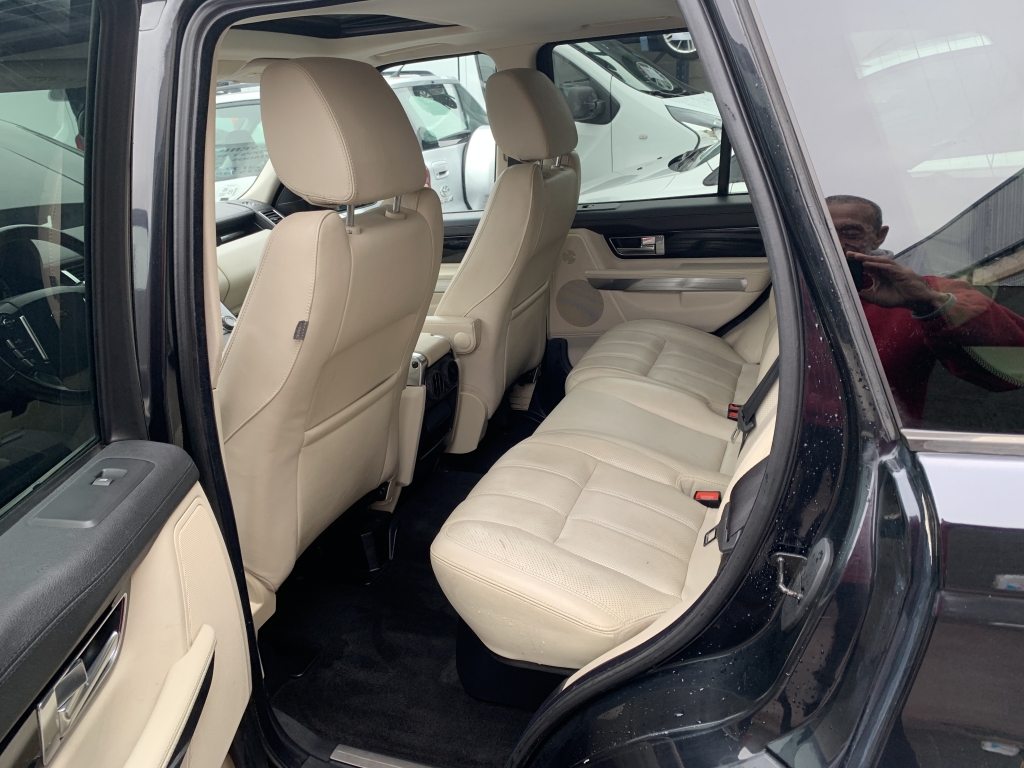 LAND ROVER RANGE ROVER SPORT 3.0 D 256CV AUT LAND ROVER RANGE ROVER SPORT 3.0 D 256CV AUT