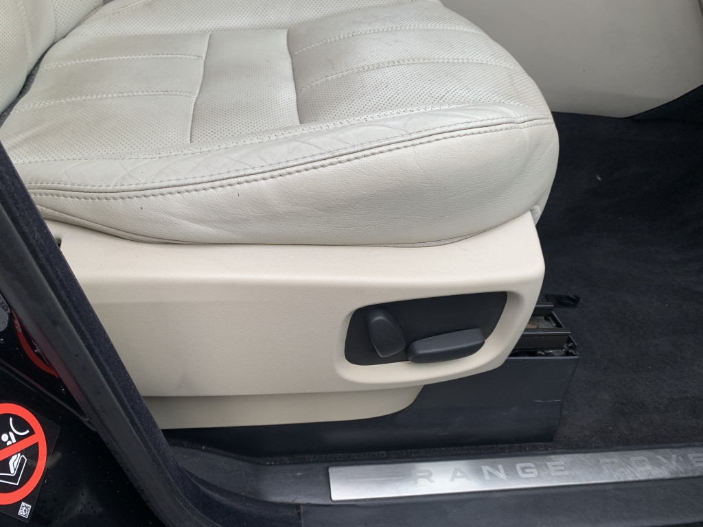 LAND ROVER RANGE ROVER SPORT 3.0 D 256CV AUT LAND ROVER RANGE ROVER SPORT 3.0 D 256CV AUT