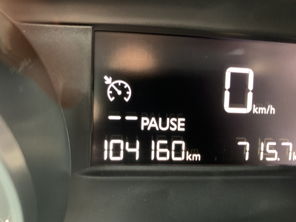 PEUGEOT 208 1.2 INY 82CV PEUGEOT 208 1.2 INY 82CV