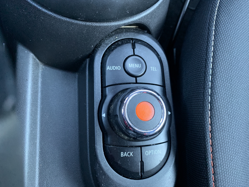 MINI COOPER 1.5 D 115CV