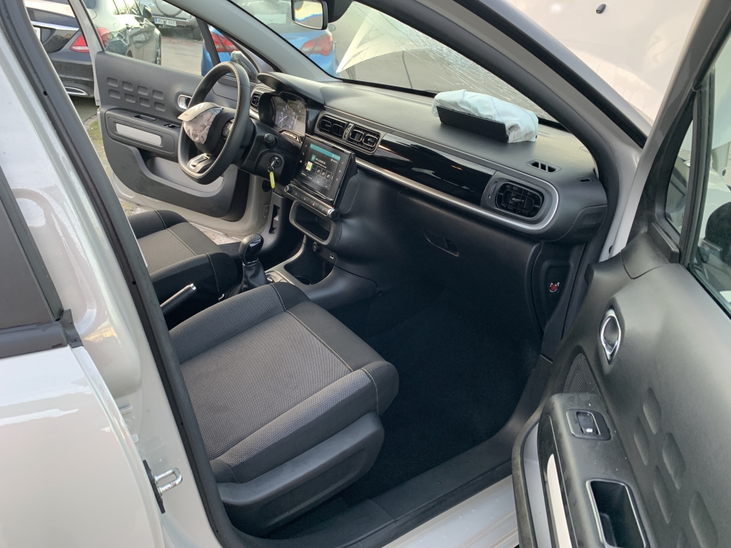 CITROEN C-3 1.2 1.2 INY 83CV