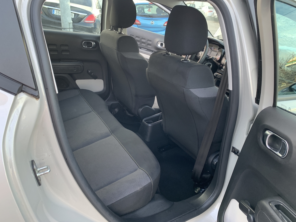 CITROEN C-3 1.2 1.2 INY 83CV