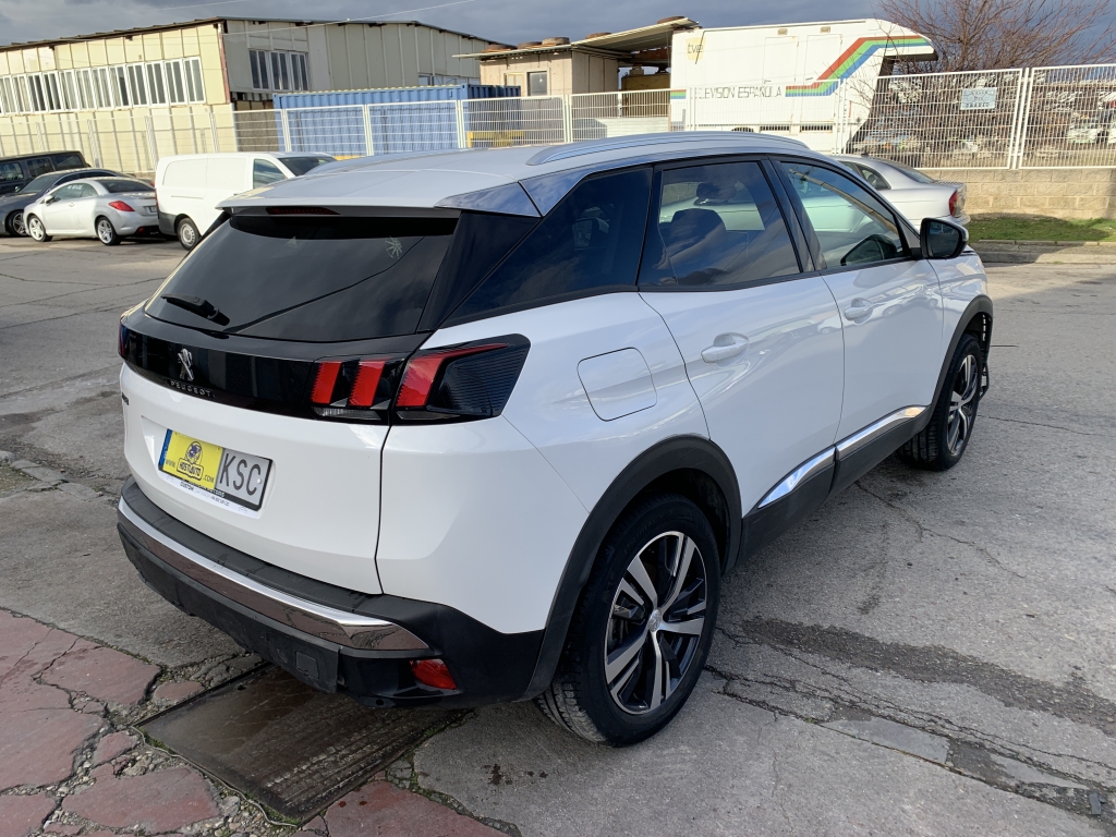PEUGEOT 3008 1.2 INY 130CV