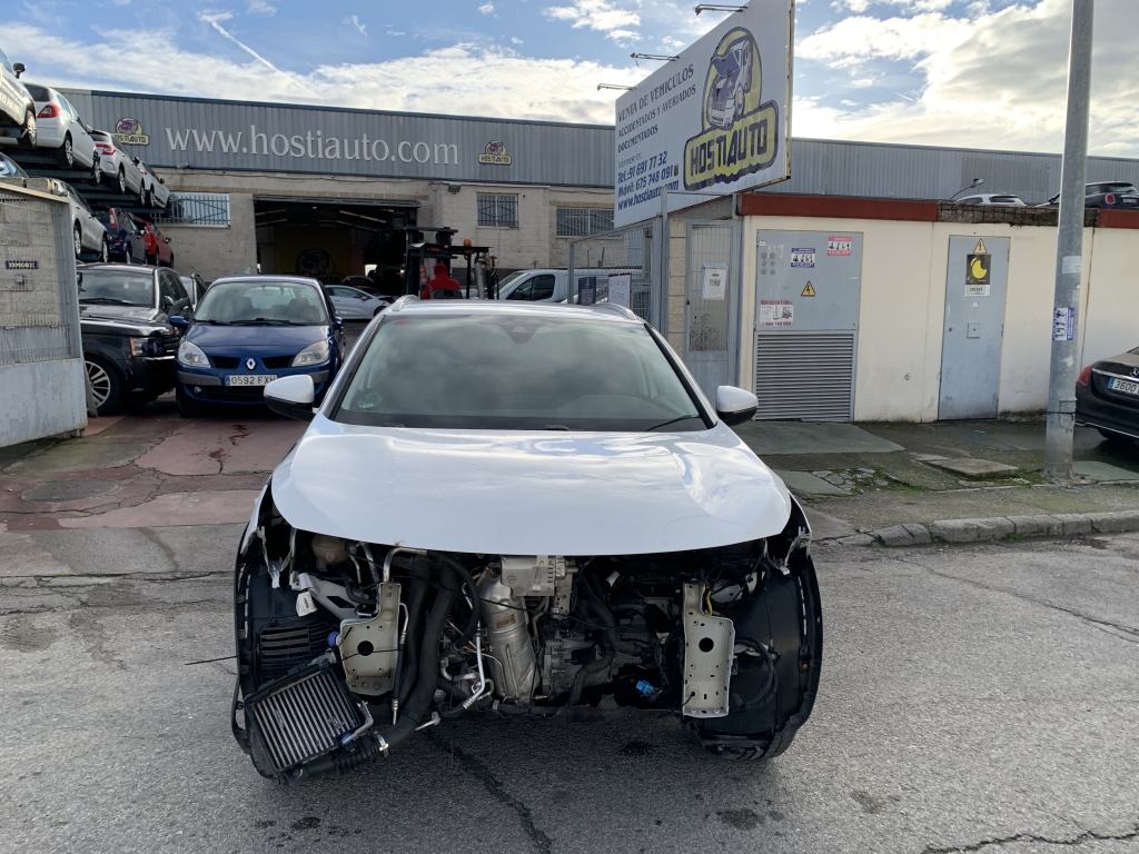 PEUGEOT 3008 1.2 INY 130CV