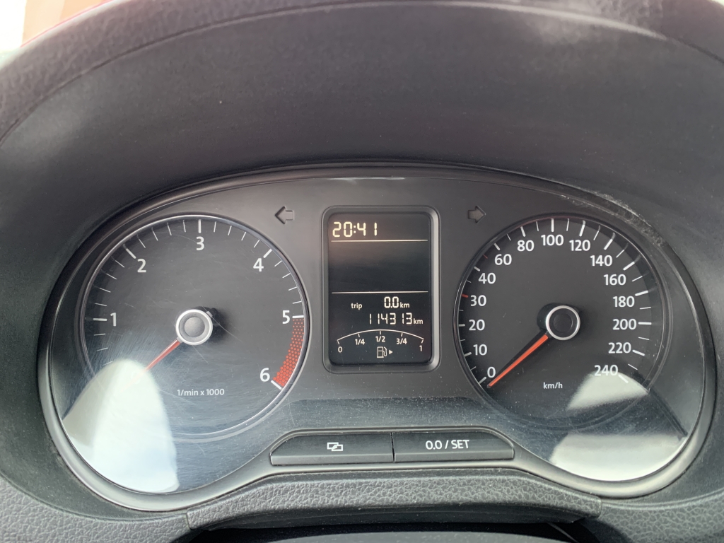 VOLKSWAGEN POLO 1.6 TDI 90CV VOLKSWAGEN POLO 1.6 TDI 90CV