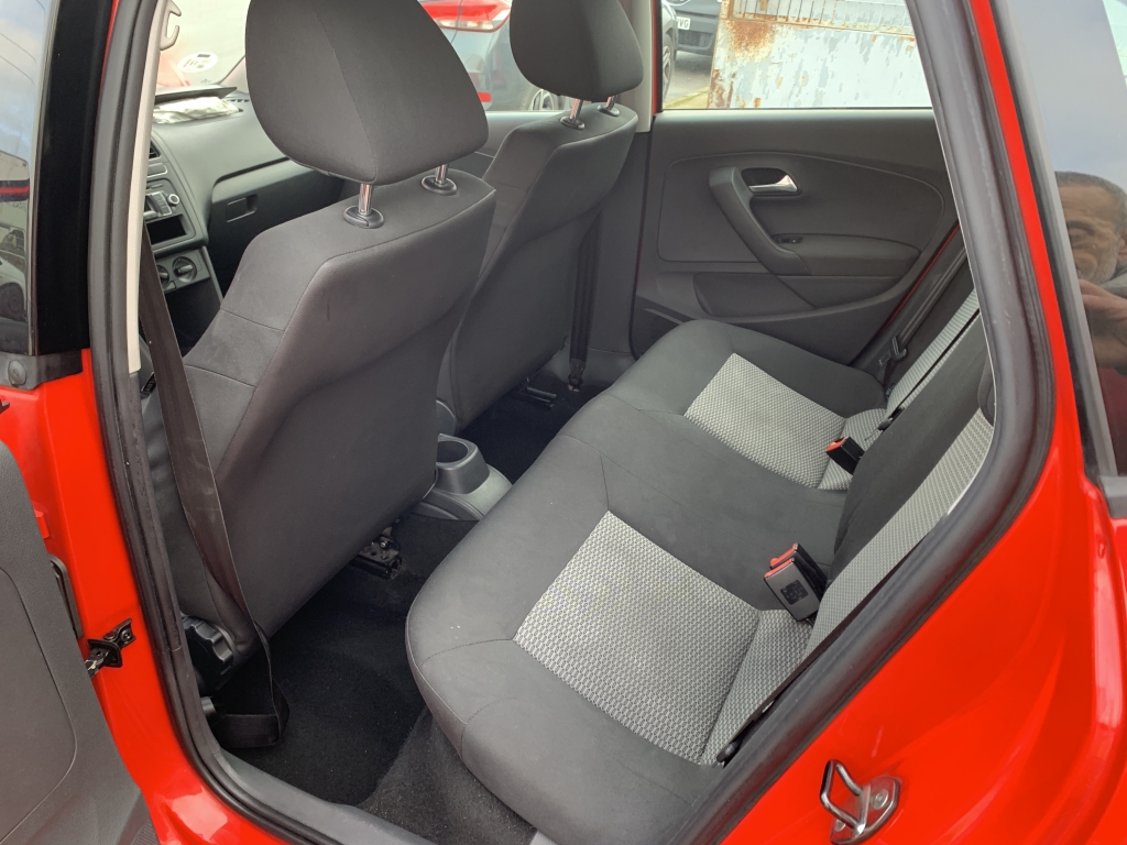 VOLKSWAGEN POLO 1.6 TDI 90CV VOLKSWAGEN POLO 1.6 TDI 90CV