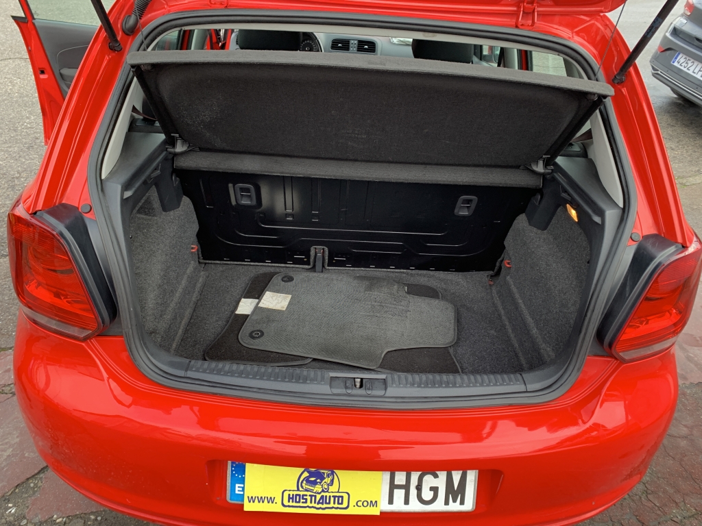 VOLKSWAGEN POLO 1.6 TDI 90CV VOLKSWAGEN POLO 1.6 TDI 90CV