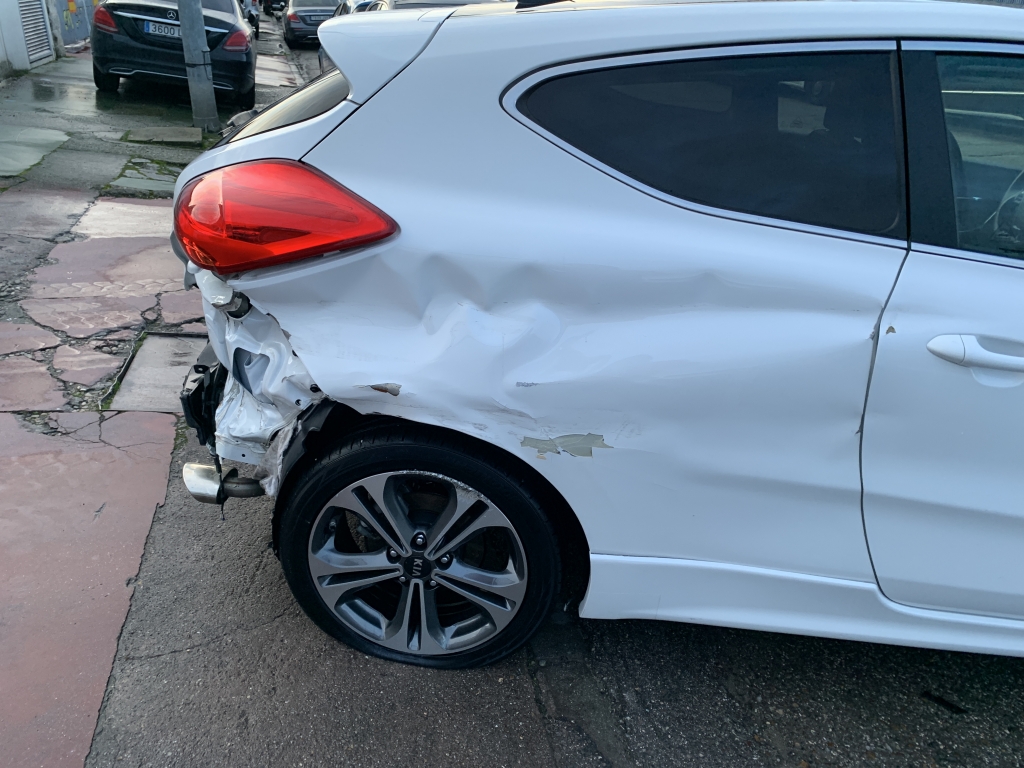 KIA CEED GT LINE 1.6 CRDI 136CV KIA CEED GT LINE 1.6 CRDI 136CV