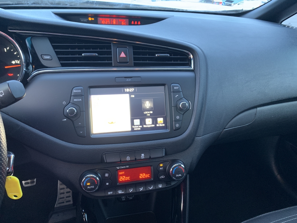 KIA CEED GT LINE 1.6 CRDI 136CV KIA CEED GT LINE 1.6 CRDI 136CV