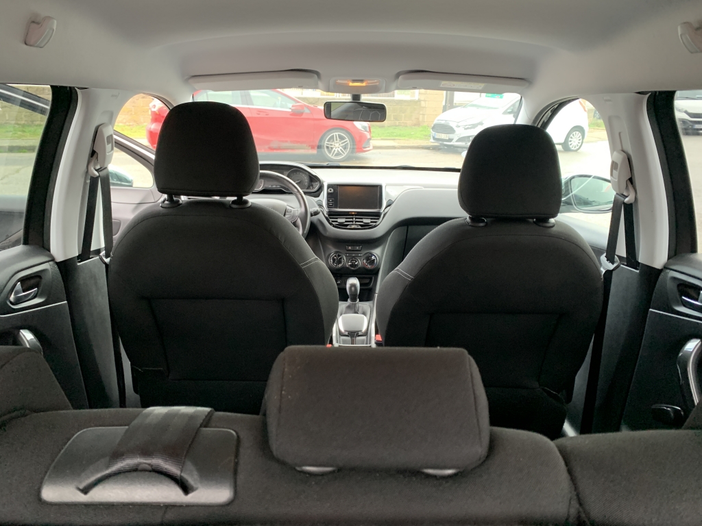 PEUGEOT 2008 1.2 INY 110CV