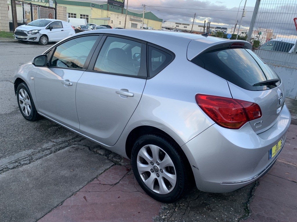 OPEL ASTRA 1.6 TDCI 110CV