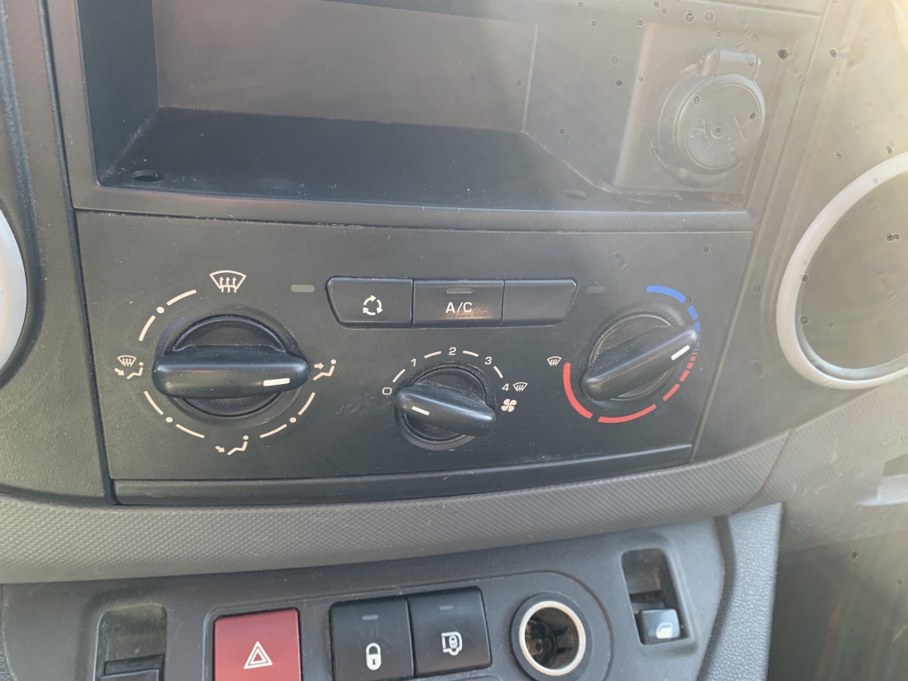 CITROEN BERLINGO 1.6 HDI 90CV CITROEN BERLINGO 1.6 HDI 90CV