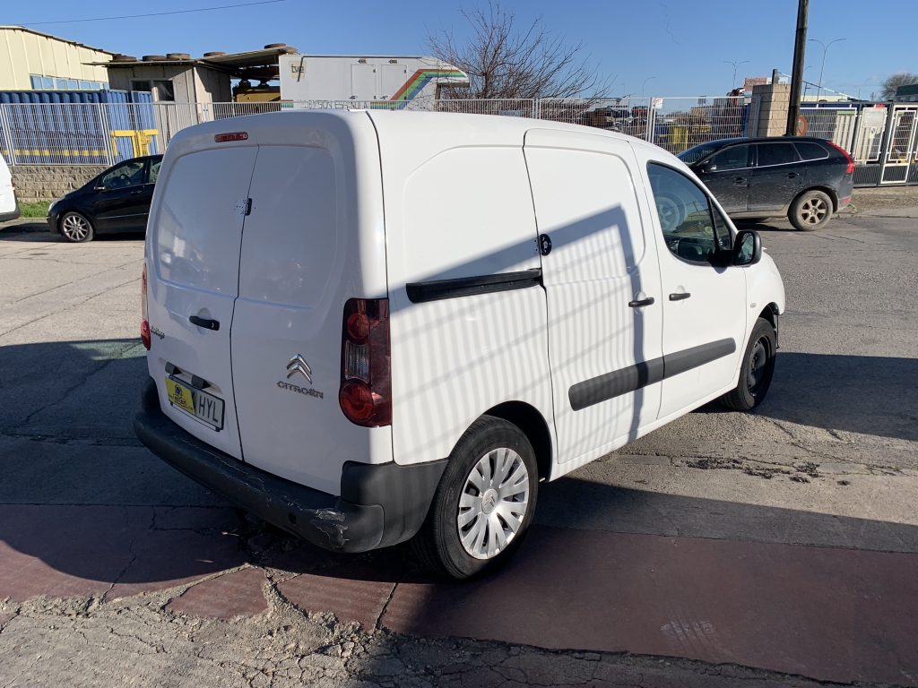 CITROEN BERLINGO 1.6 HDI 90CV CITROEN BERLINGO 1.6 HDI 90CV