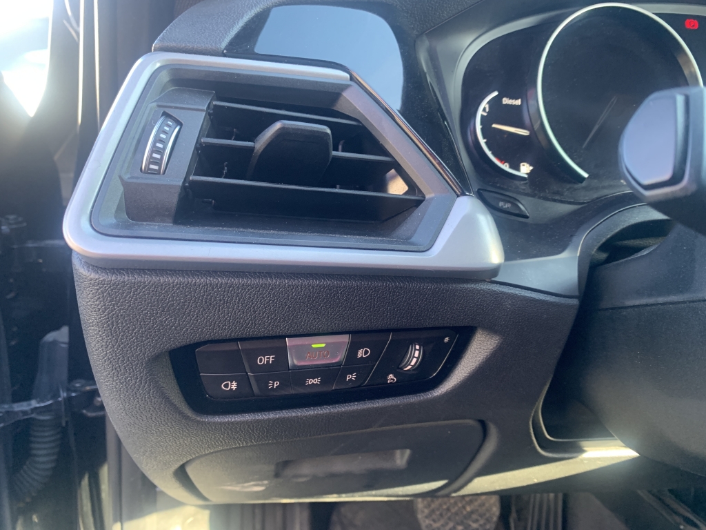 BMW 318 2.0 D 150CV AUT BMW 318 2.0 D 150CV AUT