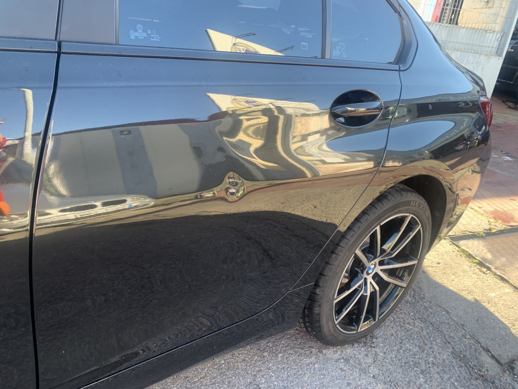 BMW 318 2.0 D 150CV AUT BMW 318 2.0 D 150CV AUT