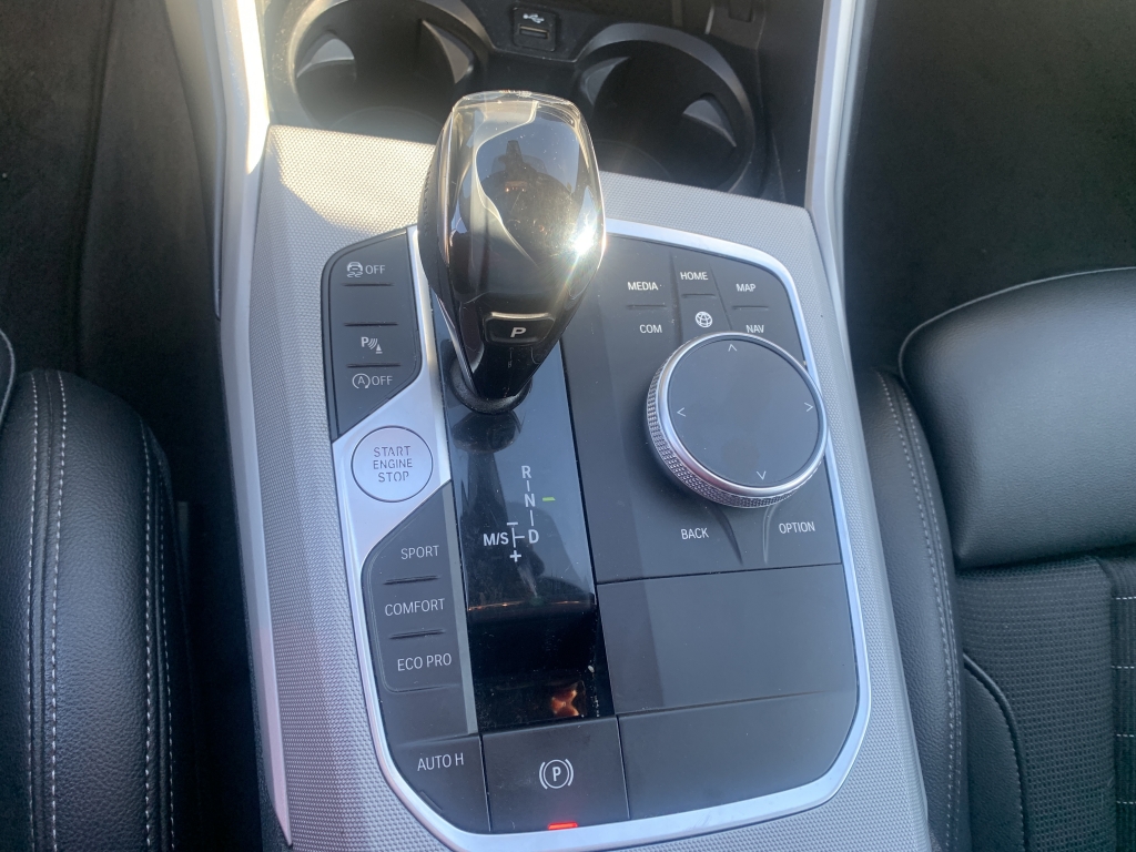 BMW 318 2.0 D 150CV AUT BMW 318 2.0 D 150CV AUT