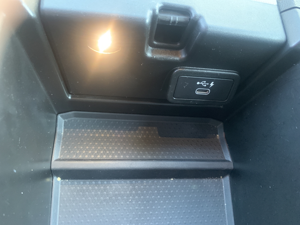 BMW 318 2.0 D 150CV AUT BMW 318 2.0 D 150CV AUT