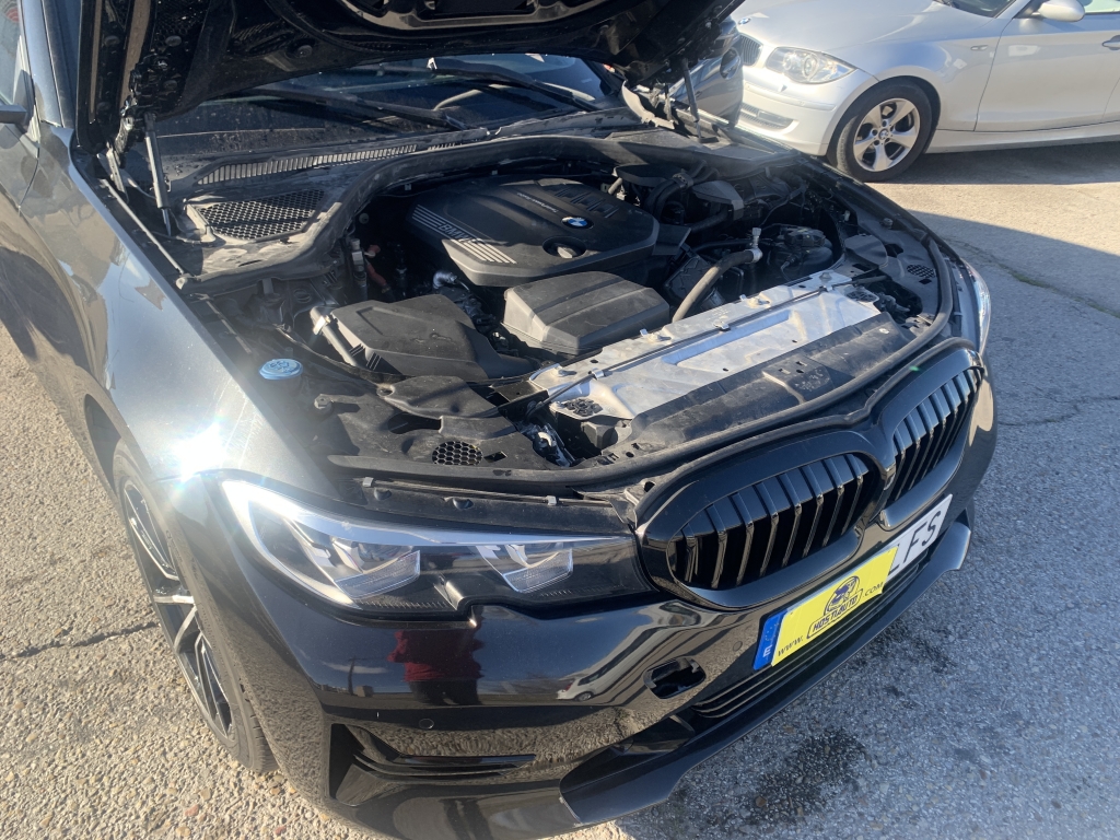 BMW 318 2.0 D 150CV AUT BMW 318 2.0 D 150CV AUT