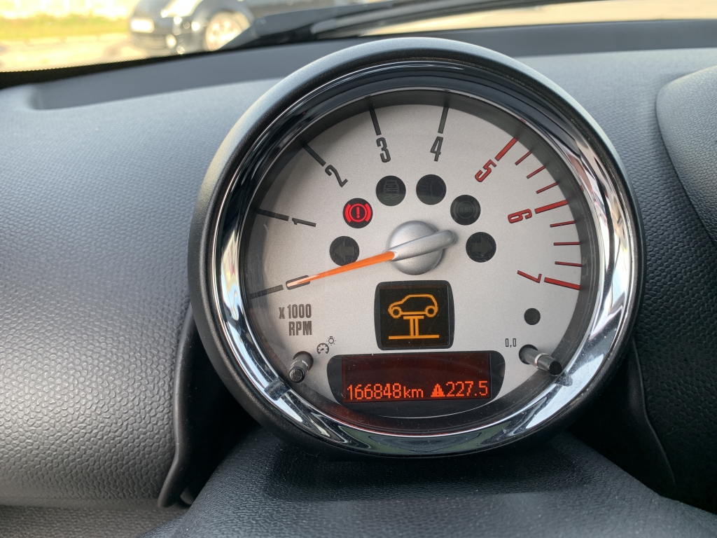 MINI COOPER 2.0 D 112CV AUT