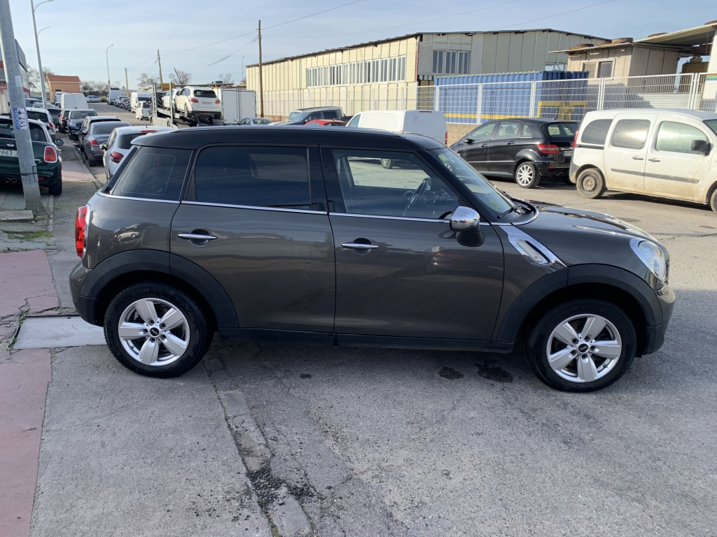 MINI COOPER 2.0 D 112CV AUT MINI COOPER 2.0 D 112CV AUT