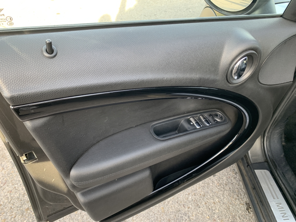 MINI COOPER 2.0 D 112CV AUT MINI COOPER 2.0 D 112CV AUT