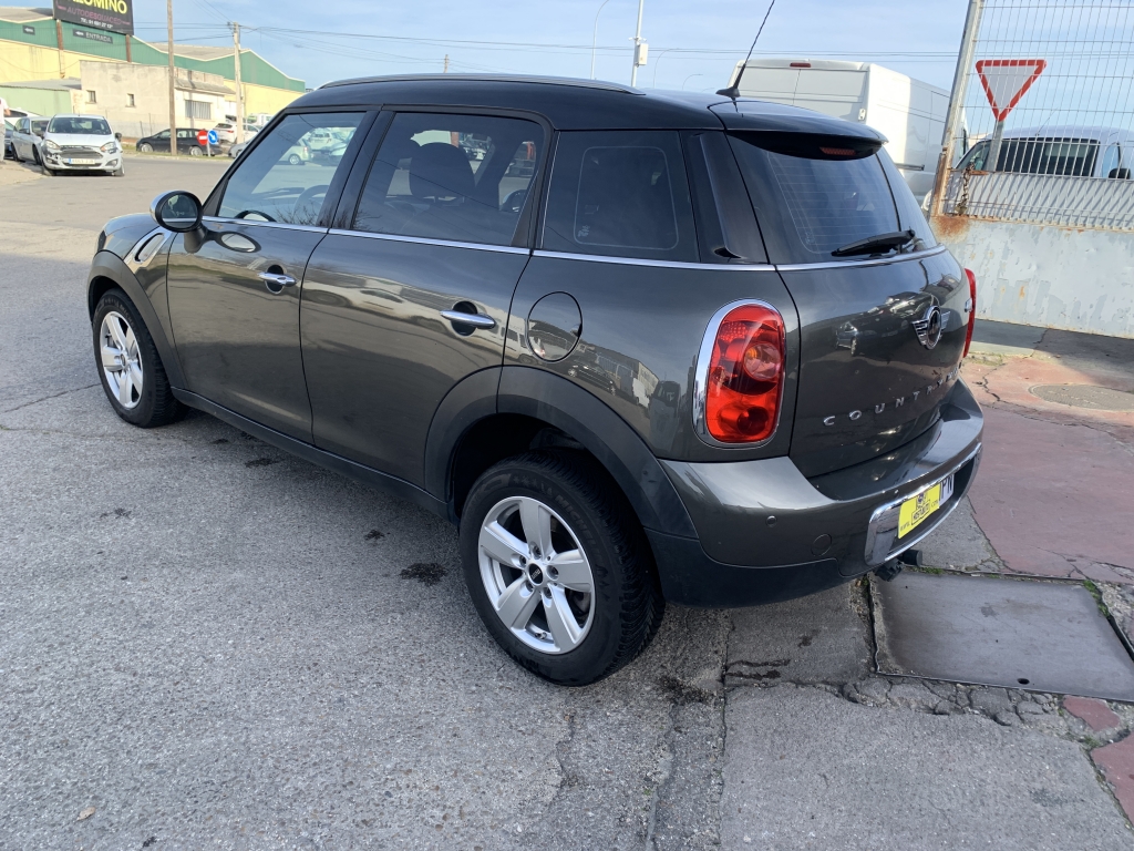 MINI COOPER 2.0 D 112CV AUT MINI COOPER 2.0 D 112CV AUT