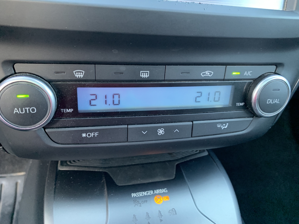 TOYOTA AVENSIS AVANT 2.0 D4D 143CV TOYOTA AVENSIS AVANT 2.0 D4D 143CV