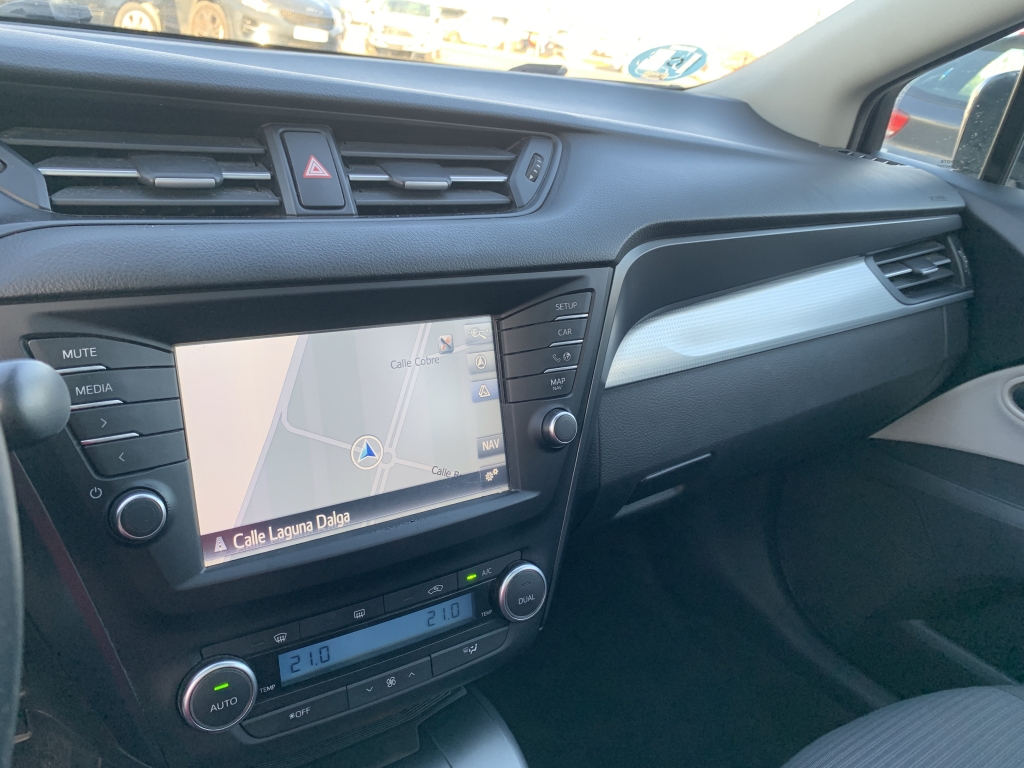 TOYOTA AVENSIS AVANT 2.0 D4D 143CV TOYOTA AVENSIS AVANT 2.0 D4D 143CV