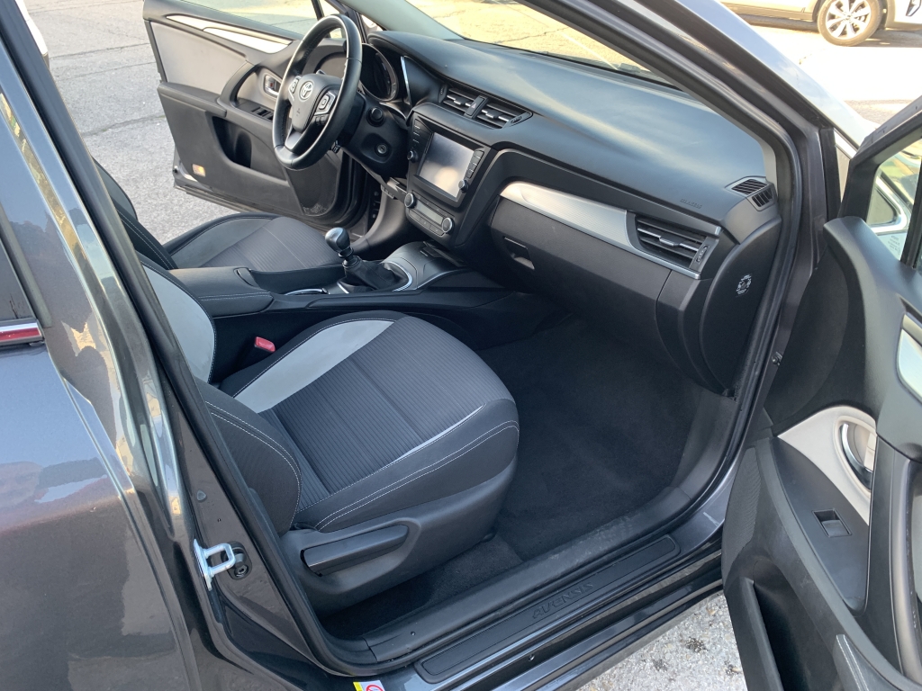 TOYOTA AVENSIS AVANT 2.0 D4D 143CV TOYOTA AVENSIS AVANT 2.0 D4D 143CV