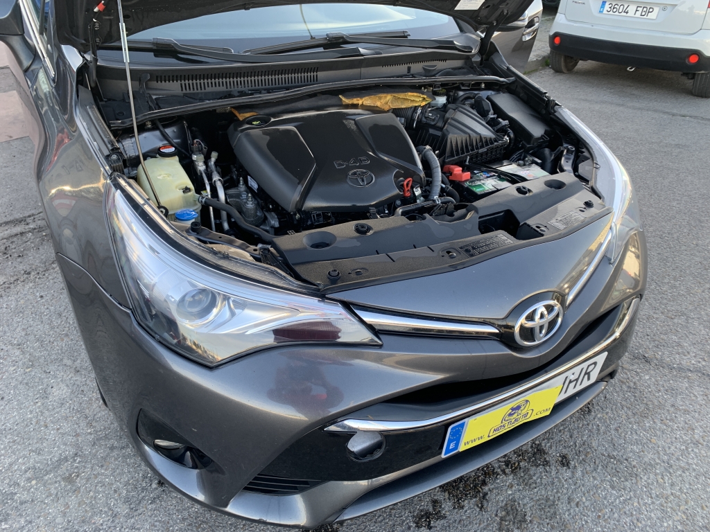 TOYOTA AVENSIS AVANT 2.0 D4D 143CV TOYOTA AVENSIS AVANT 2.0 D4D 143CV