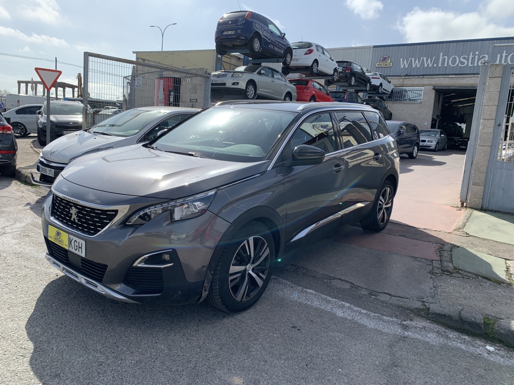 PEUGEOT 5008 GT LINE 1.2 INY 130CV 7 PLAZAS PEUGEOT 5008 GT LINE 1.2 INY 130CV 7 PLAZAS