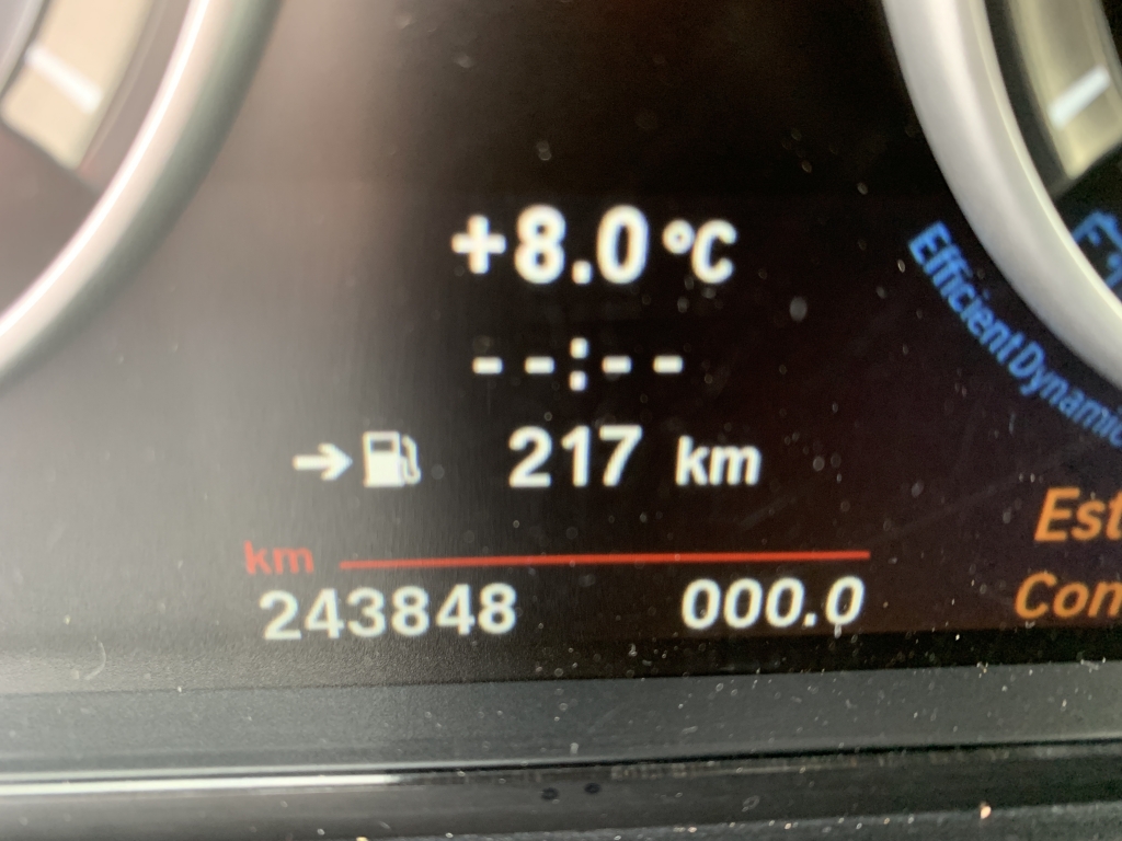 BMW 520 2.0D 184CV AUT BMW 520 2.0D 184CV AUT