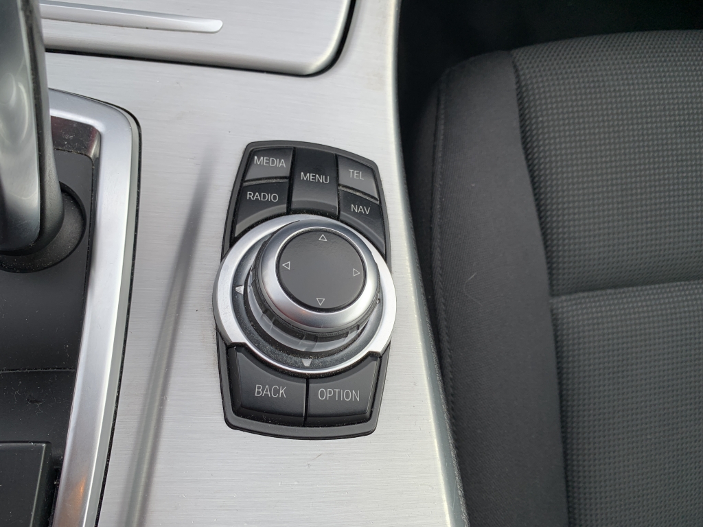 BMW 520 2.0D 184CV AUT BMW 520 2.0D 184CV AUT