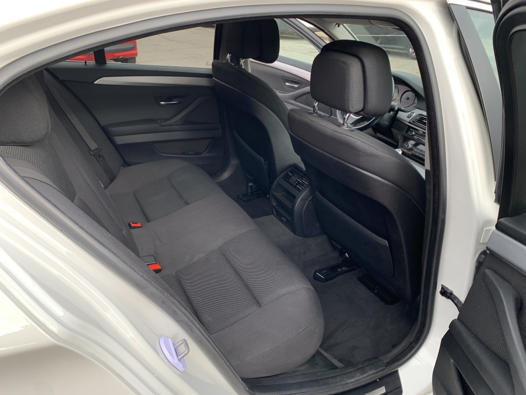 BMW 520 2.0D 184CV AUT BMW 520 2.0D 184CV AUT