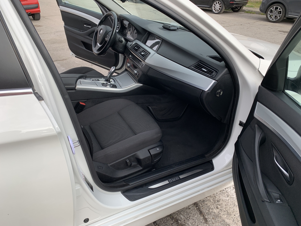 BMW 520 2.0D 184CV AUT BMW 520 2.0D 184CV AUT