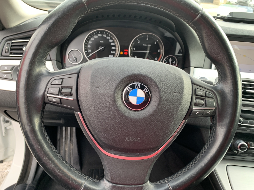 BMW 520 2.0D 184CV AUT BMW 520 2.0D 184CV AUT