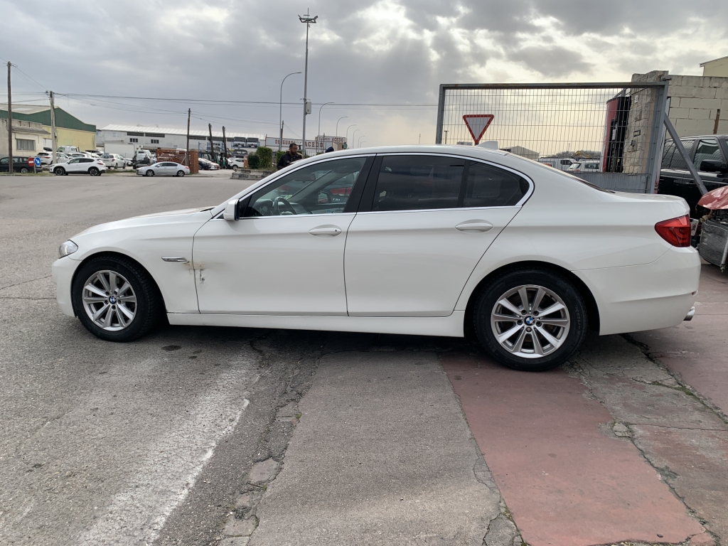 BMW 520 2.0D 184CV AUT BMW 520 2.0D 184CV AUT