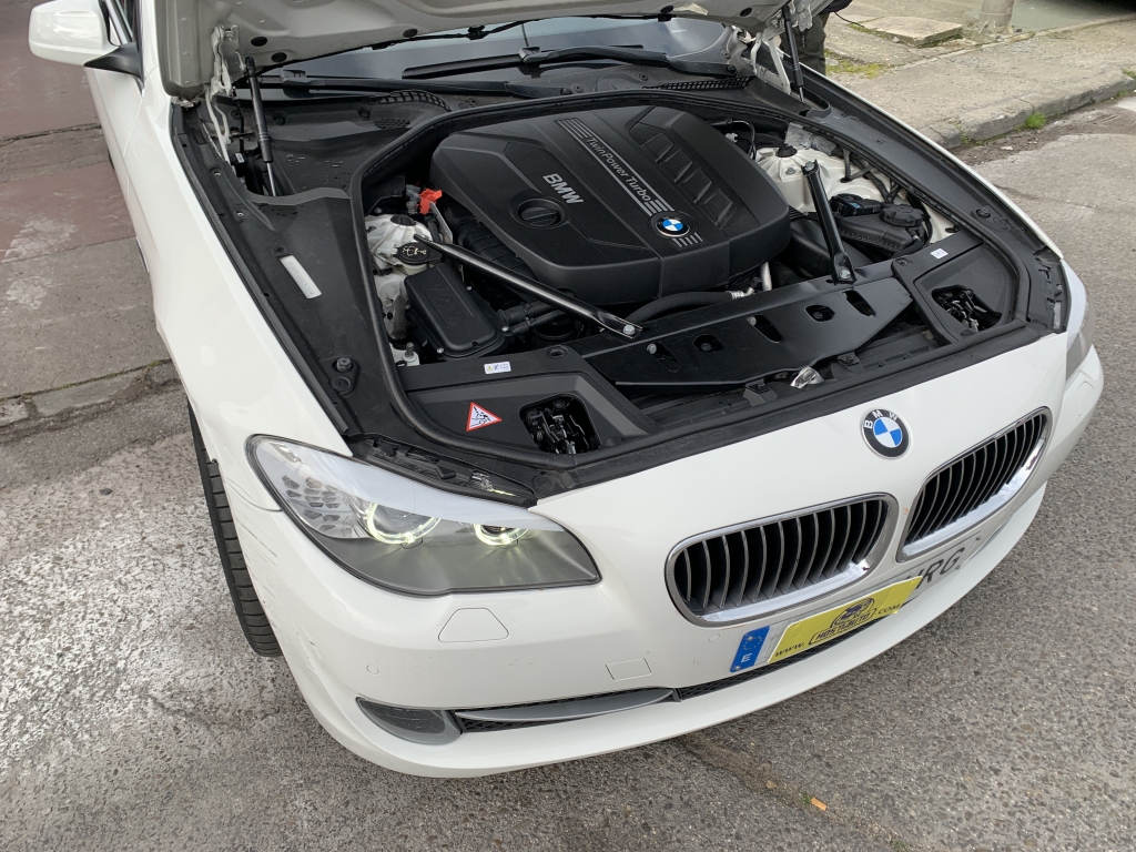 BMW 520 2.0D 184CV AUT BMW 520 2.0D 184CV AUT