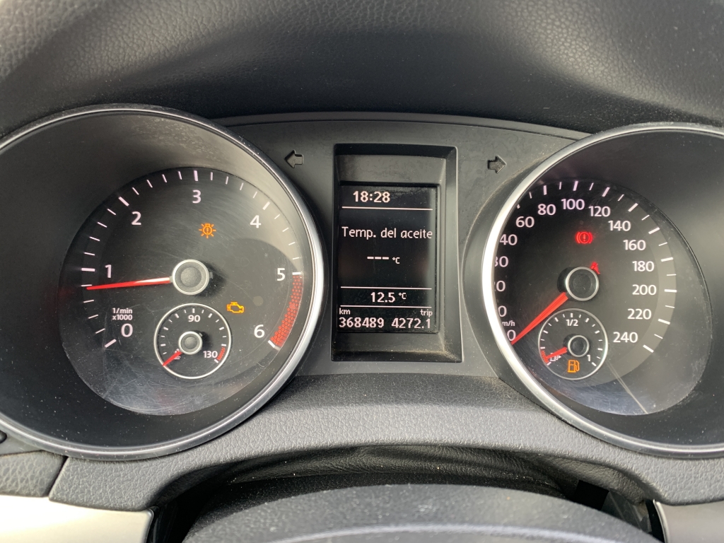 VOLKSWAGEN GOLF 1.6 TDI 105CV