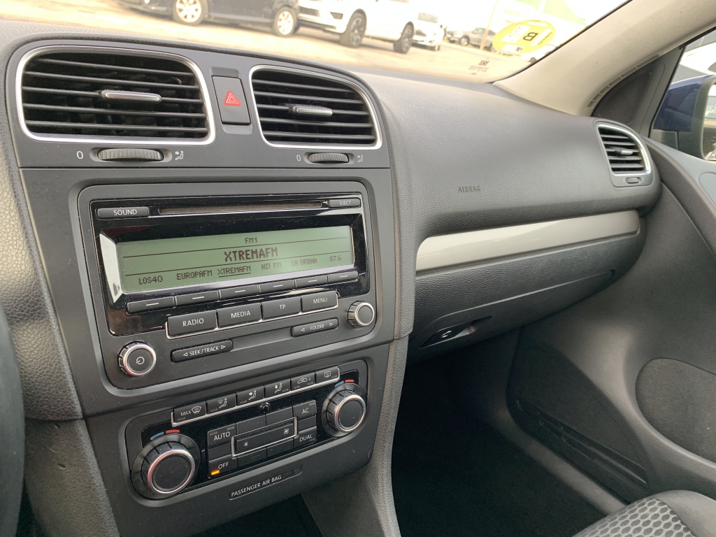 VOLKSWAGEN GOLF 1.6 TDI 105CV