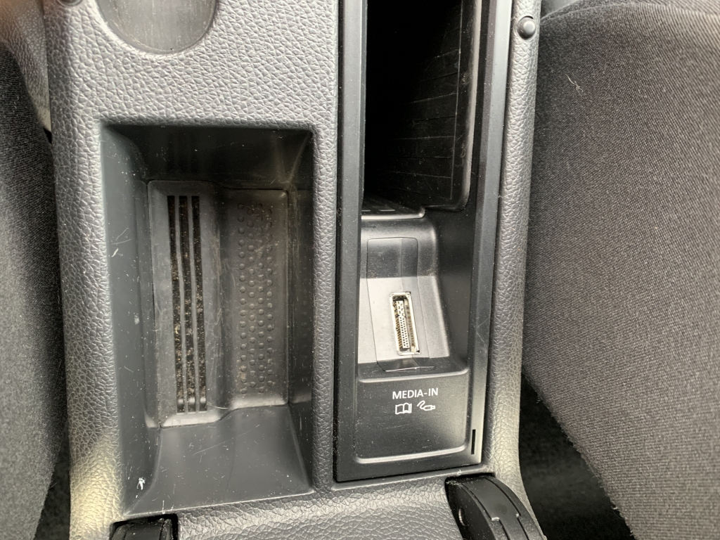 VOLKSWAGEN GOLF 1.6 TDI 105CV