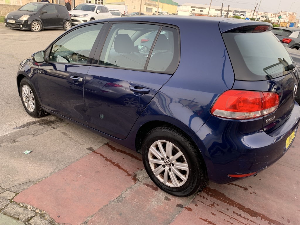 VOLKSWAGEN GOLF 1.6 TDI 105CV
