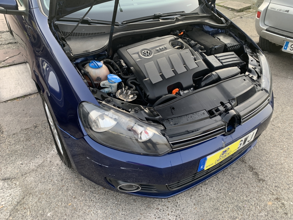 VOLKSWAGEN GOLF 1.6 TDI 105CV